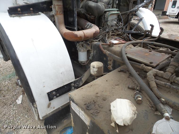 image for item DA6294 1999 Volvo Autocar WXR refuse truck