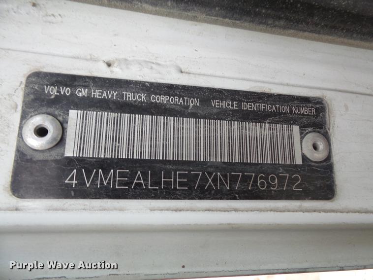 image for item DA6294 1999 Volvo Autocar WXR refuse truck