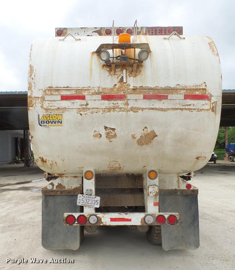 image for item DA6296 1998 Peterbilt 320 refuse truck