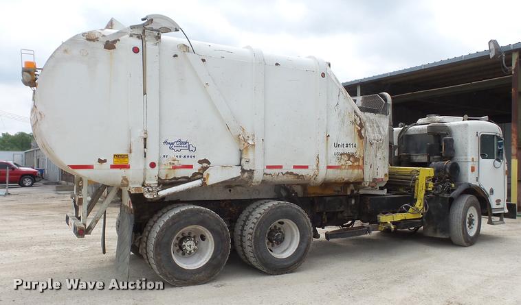 image for item DA6296 1998 Peterbilt 320 refuse truck