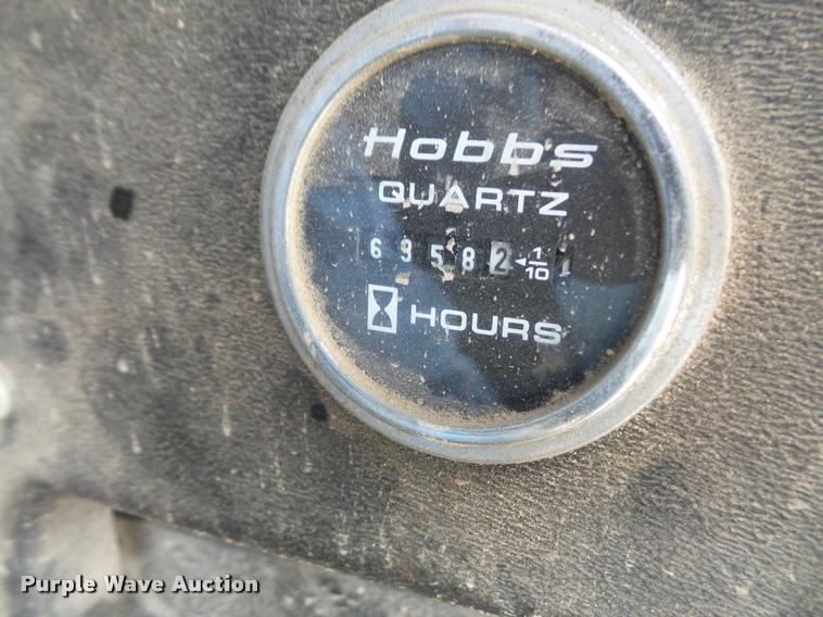 image for item DA6296 1998 Peterbilt 320 refuse truck