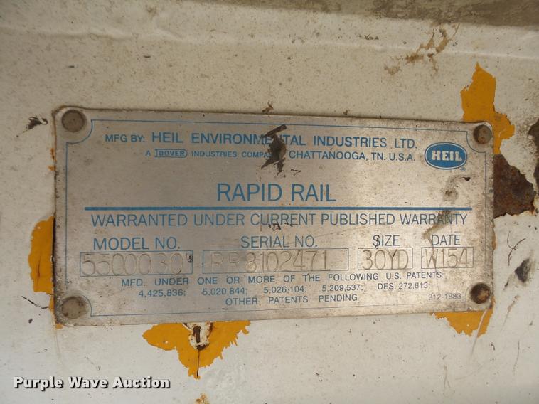 image for item DA6296 1998 Peterbilt 320 refuse truck