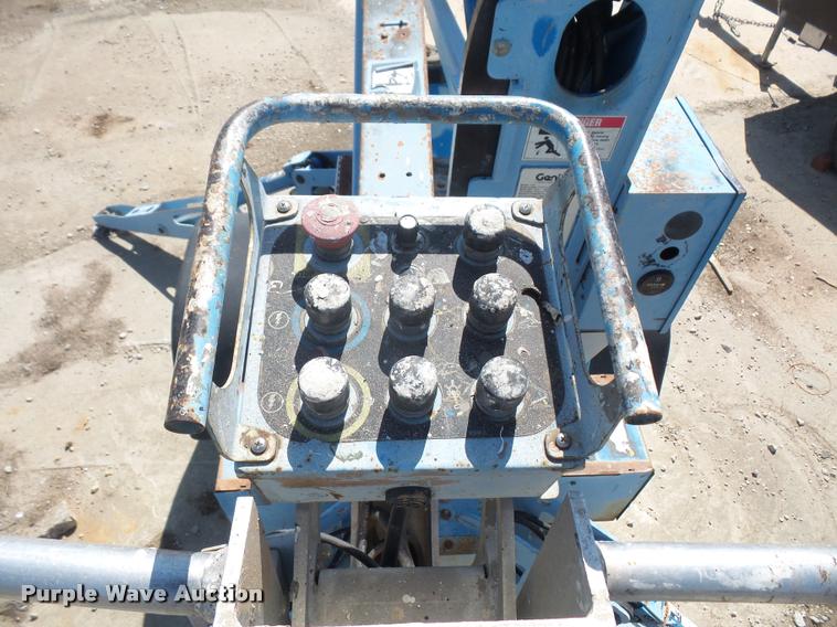 image for item DA6301 2006 Genie TZ-34/20 boom lift