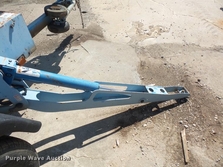 image for item DA6301 2006 Genie TZ-34/20 boom lift