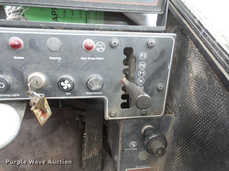 image for item DA6354 1997 Link-Belt RTC-8022 crane