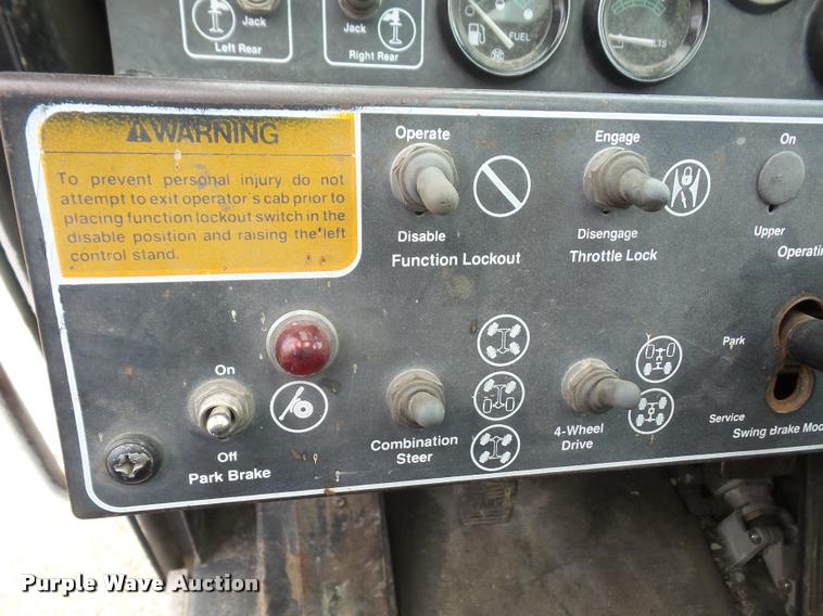 image for item DA6354 1997 Link-Belt RTC-8022 crane