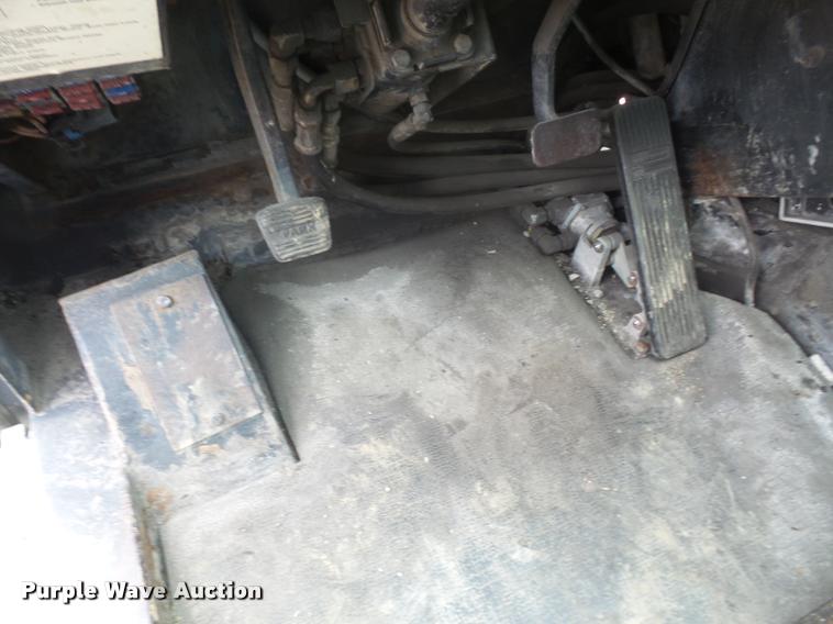 image for item DA6354 1997 Link-Belt RTC-8022 crane