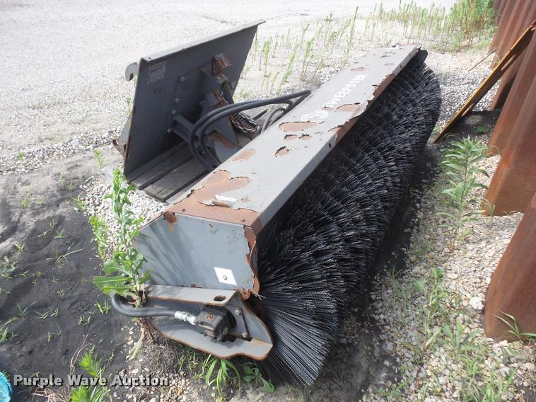 image for item DA6356 Sweepster QC32M8D18 broom