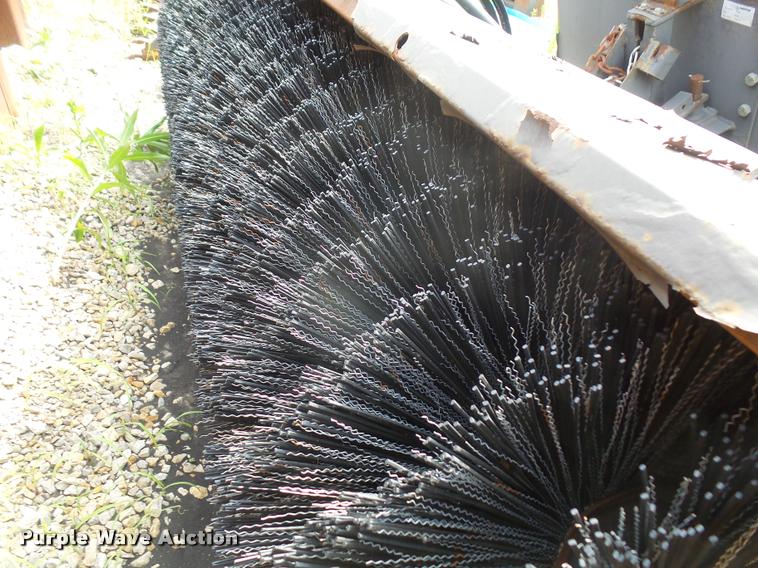 image for item DA6356 Sweepster QC32M8D18 broom