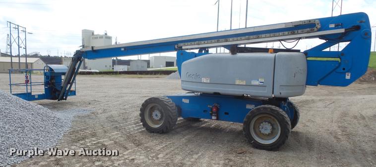 image for item DA6358 2005 Genie Z80/60 boom lift