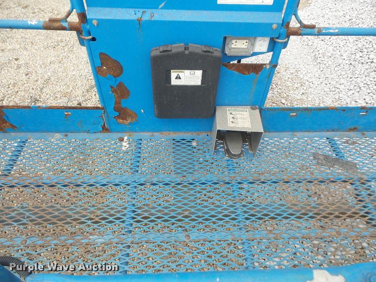 image for item DA6358 2005 Genie Z80/60 boom lift