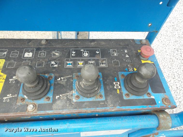 image for item DA6358 2005 Genie Z80/60 boom lift