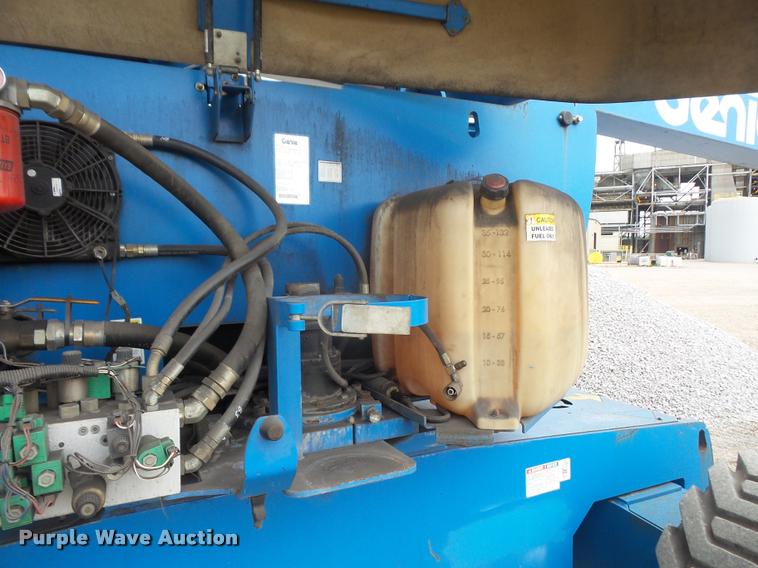 image for item DA6358 2005 Genie Z80/60 boom lift