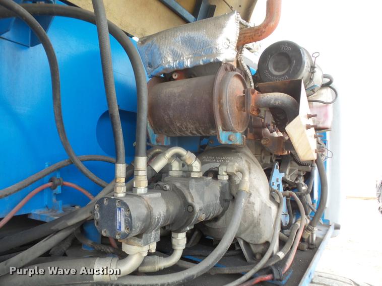 image for item DA6358 2005 Genie Z80/60 boom lift