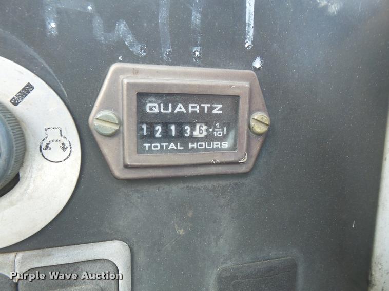 image for item DA6404 2006 Bobcat MT52 compact utility loader