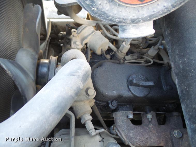 image for item DA6404 2006 Bobcat MT52 compact utility loader