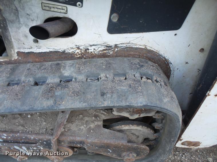 image for item DA6404 2006 Bobcat MT52 compact utility loader