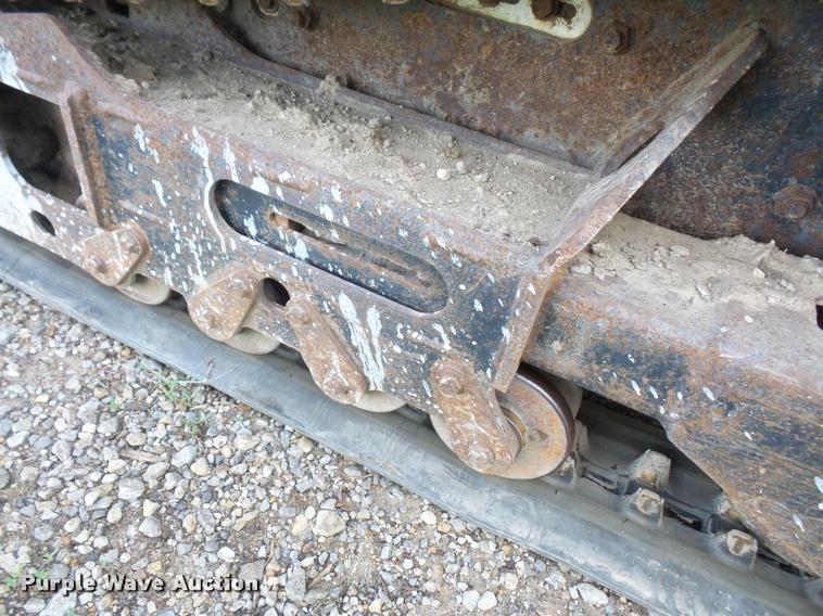 image for item DA6404 2006 Bobcat MT52 compact utility loader