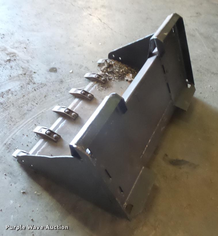 image for item DA6404 2006 Bobcat MT52 compact utility loader