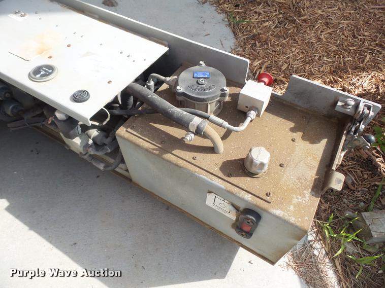 image for item DA6419 2008 Sky Jack SJ III 3220 scissor lift