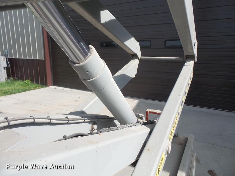 image for item DA6419 2008 Sky Jack SJ III 3220 scissor lift