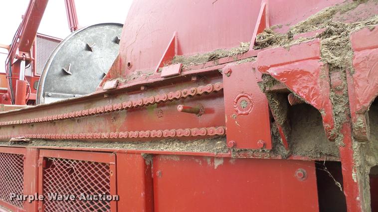 image for item DA6757 Morbark waste recycler