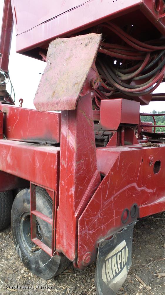 image for item DA6757 Morbark waste recycler