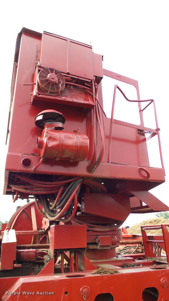 image for item DA6757 Morbark waste recycler