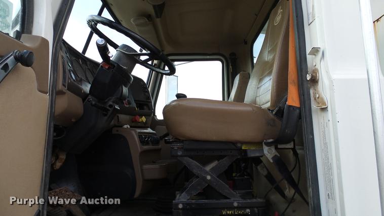 image for item DA6764 2006 Mack CV713 Granite dump truck