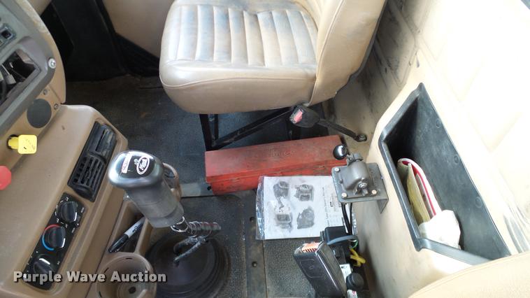 image for item DA6764 2006 Mack CV713 Granite dump truck