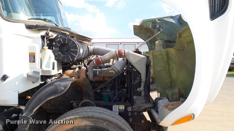 image for item DA6764 2006 Mack CV713 Granite dump truck