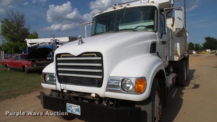 image for item DA6764 2006 Mack CV713 Granite dump truck