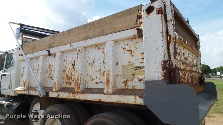 image for item DA6764 2006 Mack CV713 Granite dump truck