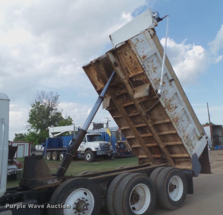 image for item DA6764 2006 Mack CV713 Granite dump truck