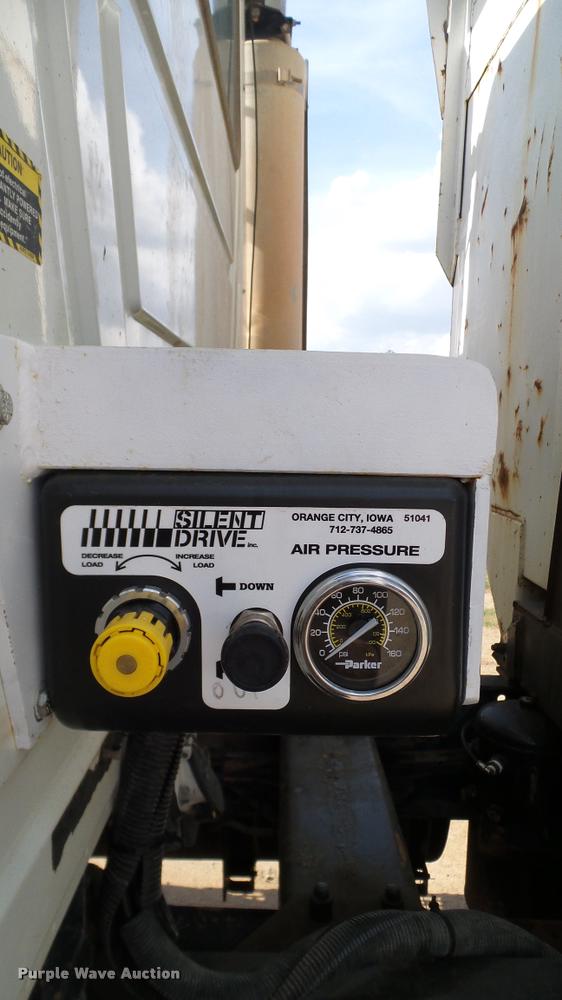 image for item DA6764 2006 Mack CV713 Granite dump truck