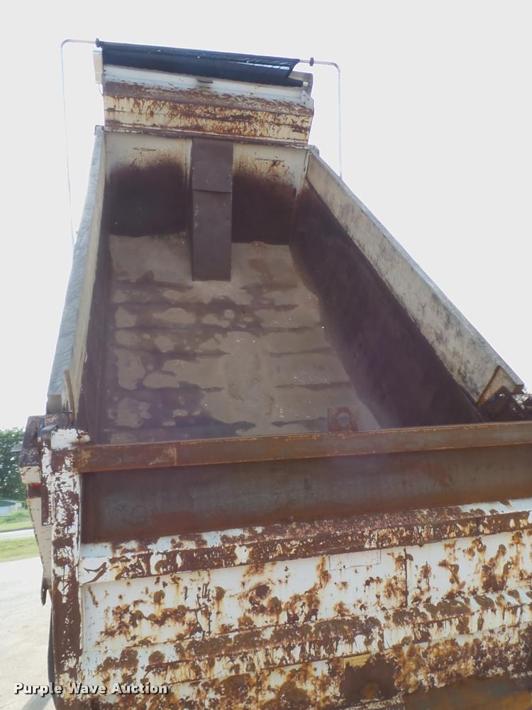 image for item DA6764 2006 Mack CV713 Granite dump truck