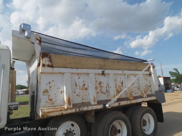 image for item DA6764 2006 Mack CV713 Granite dump truck