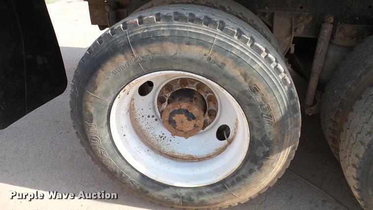 image for item DA6764 2006 Mack CV713 Granite dump truck
