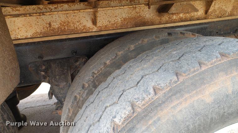 image for item DA6764 2006 Mack CV713 Granite dump truck