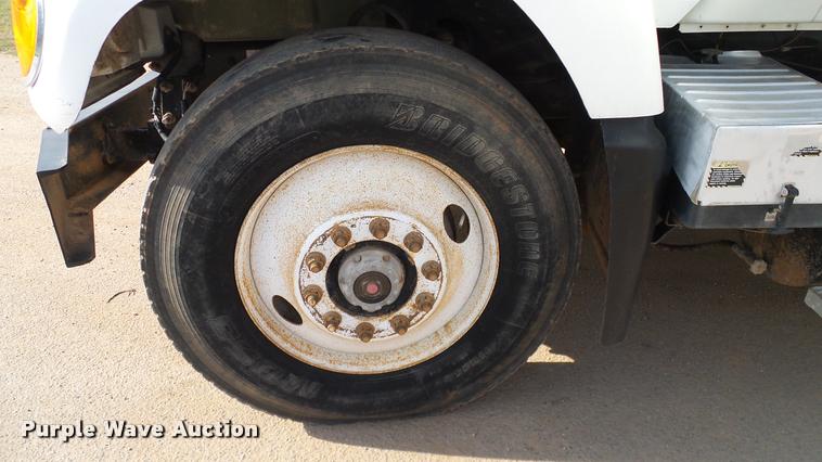 image for item DA6764 2006 Mack CV713 Granite dump truck