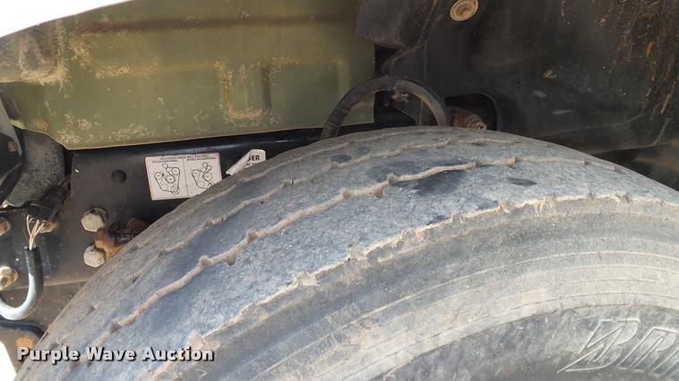 image for item DA6764 2006 Mack CV713 Granite dump truck