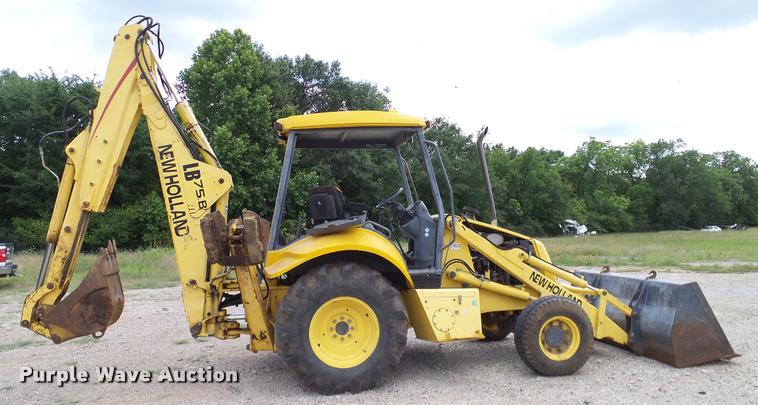 image for item DA6766 2001 New Holland LB75B backhoe