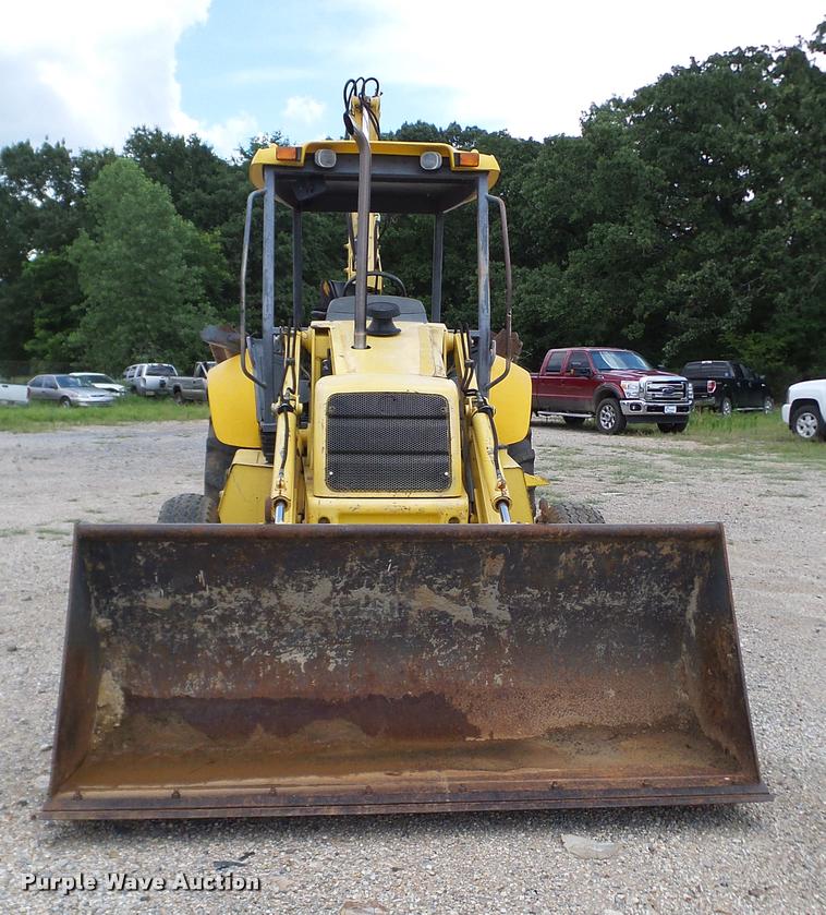 image for item DA6766 2001 New Holland LB75B backhoe