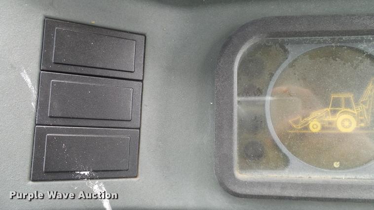 image for item DA6766 2001 New Holland LB75B backhoe