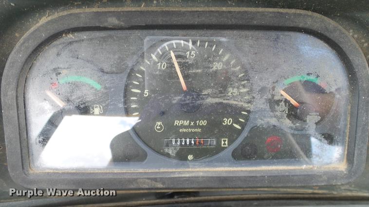 image for item DA6766 2001 New Holland LB75B backhoe