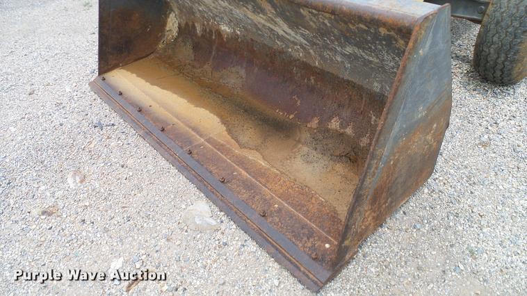 image for item DA6766 2001 New Holland LB75B backhoe