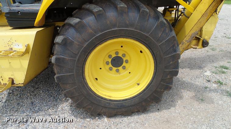 image for item DA6766 2001 New Holland LB75B backhoe