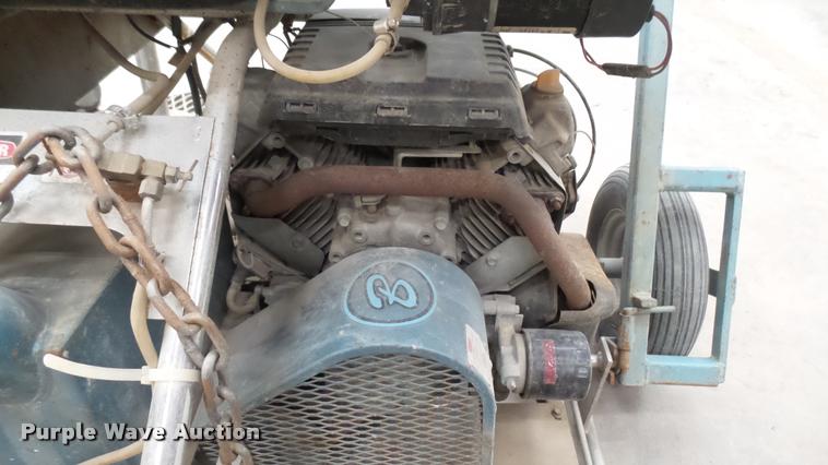 image for item DA7944 Bartell TS88 power trowel