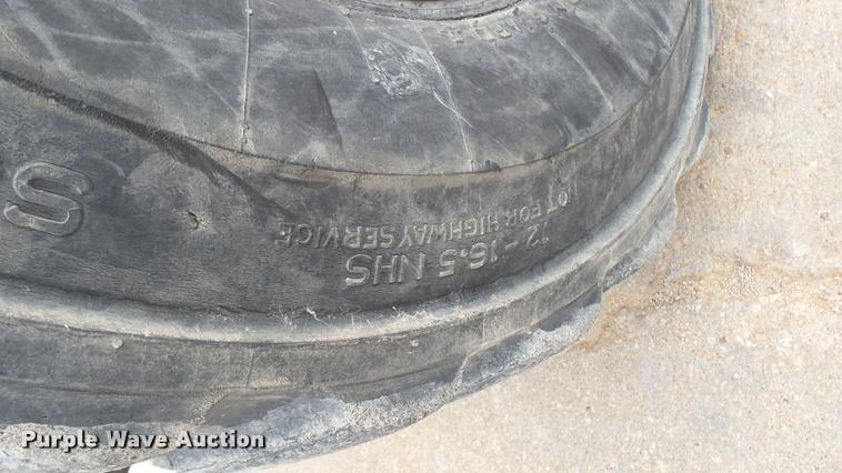 image for item DA7945 1989 John Deere 482C forklift