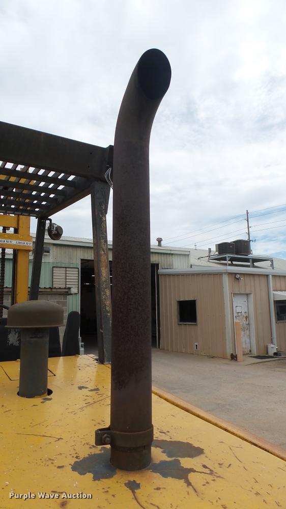 image for item DA7945 1989 John Deere 482C forklift